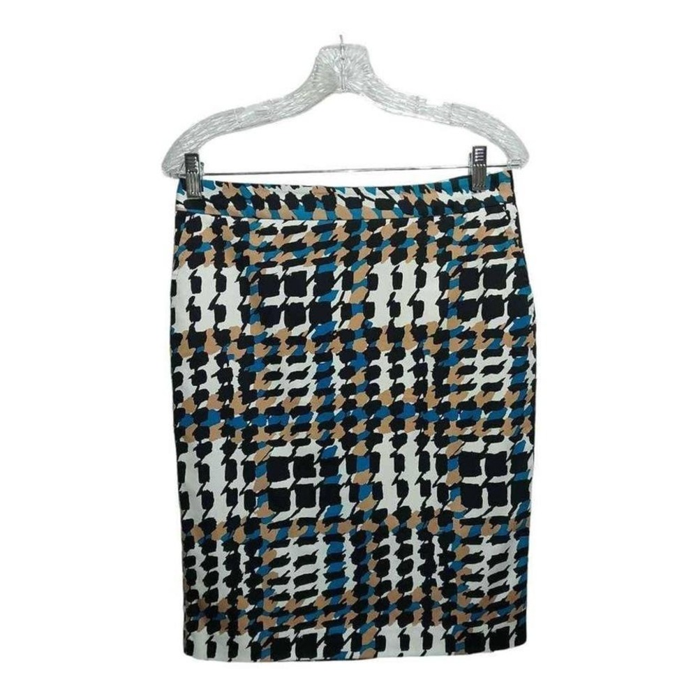 This short skirt by‎ Charter Club has beautiful colors.  Size 6P